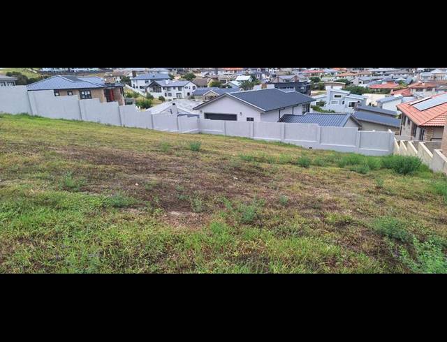 LAND FOR SALE IN MONTE CHRISTO